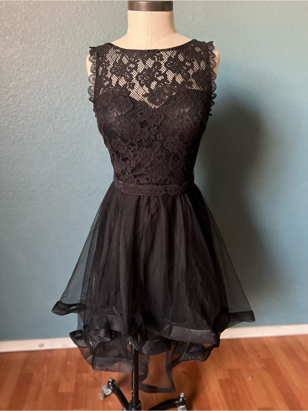 Juniors Black Lace Fit & Flare Cocktail Evening prom homecoming event dress